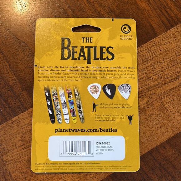NEW IN PACKAGE - "WITH THE BEATLES" GUITAR PICKS - SET OF 10 - Picture 2 of 4